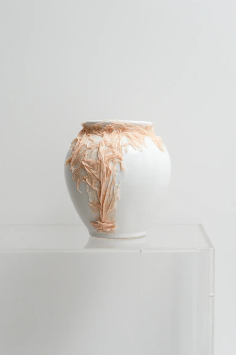Kinövés — White Ceramic Vase with Relief