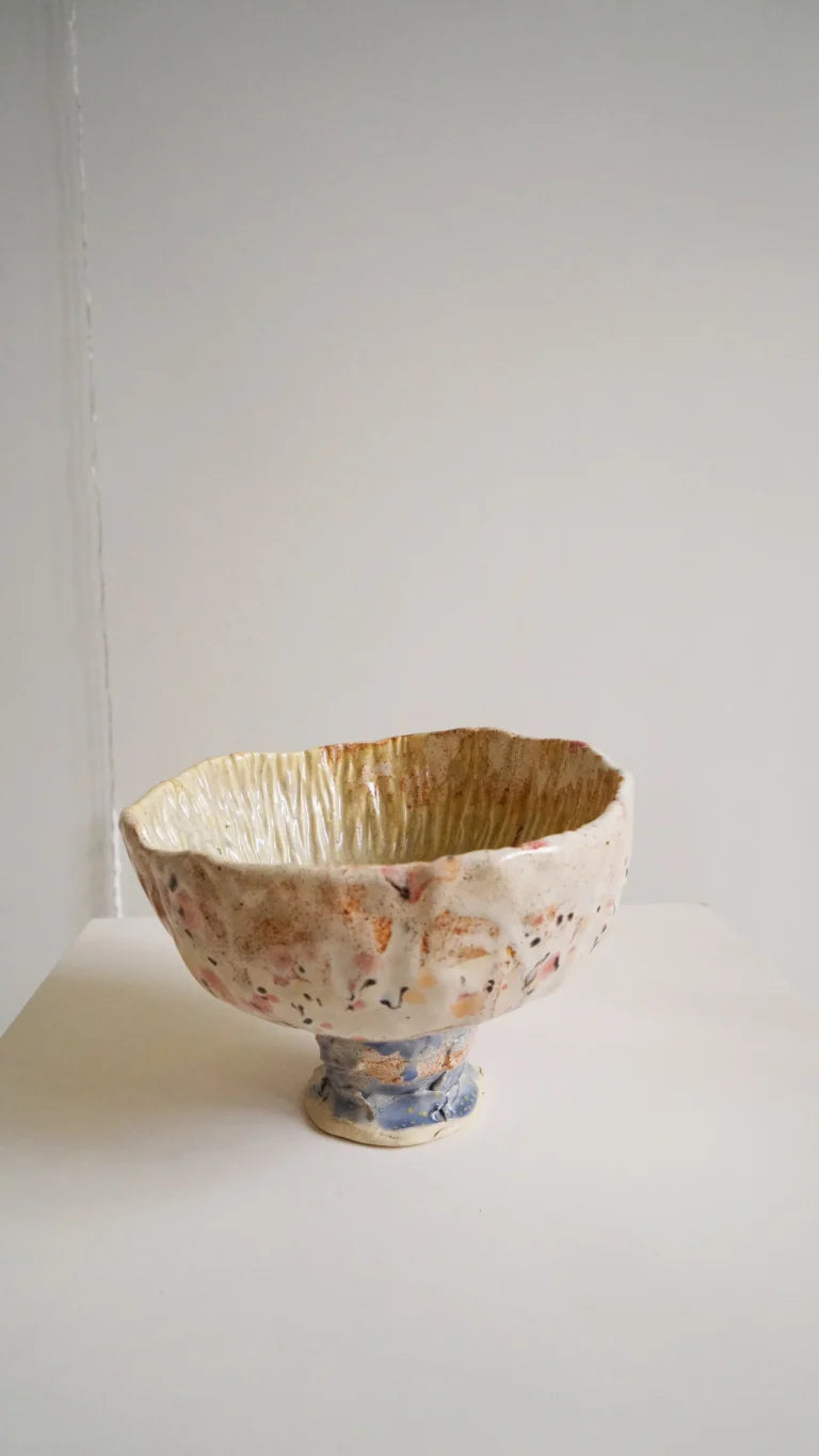 Kehely — Footed Ceramic Bowl