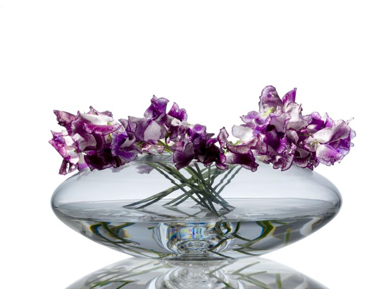 Lencse — Low Glass Vase